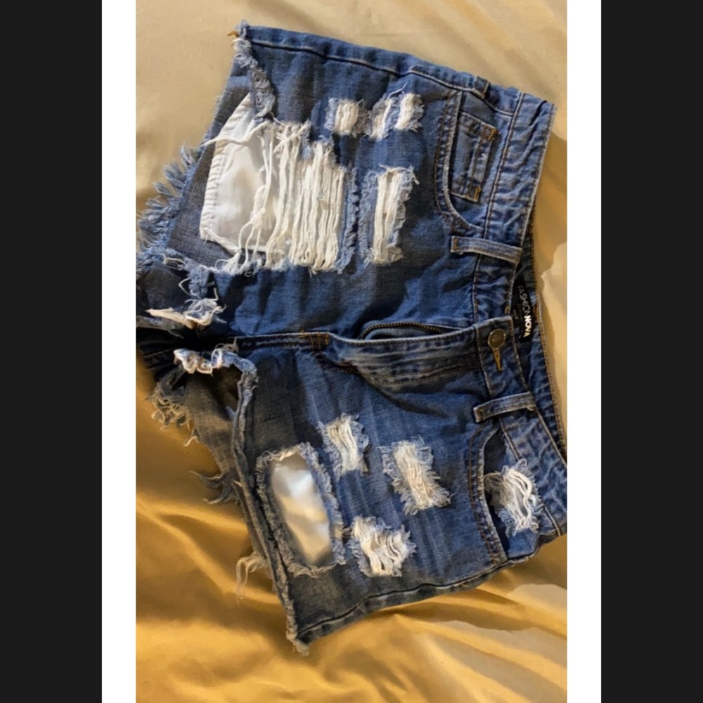 ❤️Fashion Nova Shorts size Medium